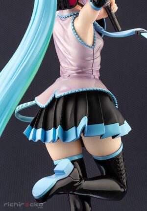 65C260FA-AC1C-4F45-89F2-66DB124684A9 Figura Hatsune Miku feat. MY LITTLE PONY BISHOUJO 1/7 Tienda Figuras Anime Chile Santiago