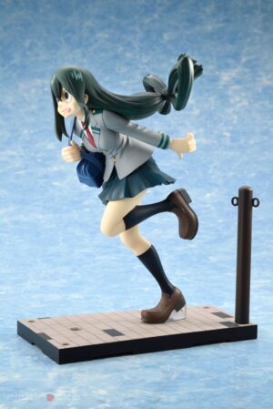 Figura KoneColle My Hero Academia Tsuyu Asui School Uniform Ver. 1/8 Tienda Figuras Anime Chile Santiago