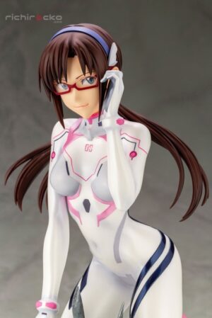 5993D1A1-F8E8-40EE-89CF-EDD82BF32A00 Mari Makinami Illustrious White Plugsuit ver. 1/6 Figure Evangelion Tienda Figuras Anime Chile
