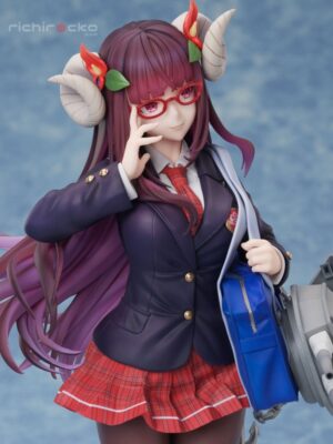 Suruga Straightfaced Model Student ver. 1/7 Azur Lane FuRyu Tienda Figuras Anime Chile