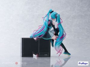 Hatsune Mikux MTV 1/7 FURYU Vocaloid Tienda Figuras Anime Chile