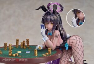 Karin Kakudate (Bunny Girl) Game Playing Ver. 1/7 Blue Archive Good Smile Arts Shanghai Tienda Figuras Anime Chile