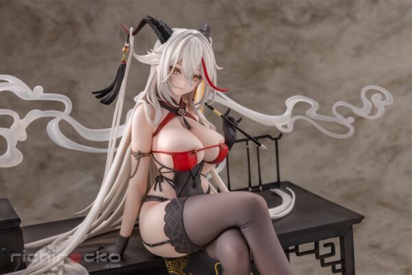 Figura Agir Golden Dragon Among Auspicious Clouds Ver. 1/6 Azur Lane AniGame Tienda Figuras Anime Chile