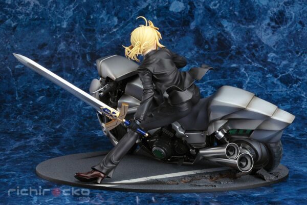 Figura Saber Motored Cuirassier 1/8 Fate/Zero Good Smile Company Tienda Figuras Anime Chile