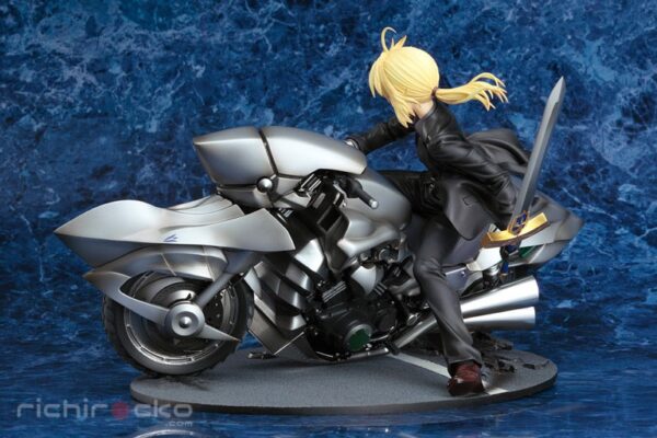 Figura Saber Motored Cuirassier 1/8 Fate/Zero Good Smile Company Tienda Figuras Anime Chile