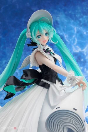 Figura Hatsune Miku Symphony 2023 Ver. 1/7 Good Smile Company Tienda Figuras Anime Chile