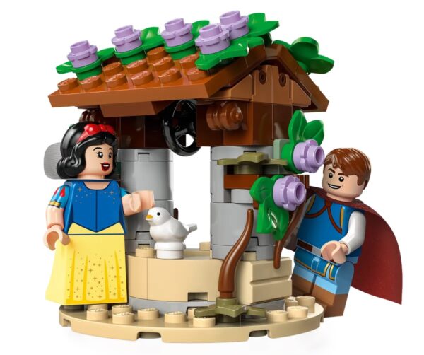 Comprar tiendalego Chile LEGO DISNEY Cabaña de Blancanieves y los Siete Enanitos 43242