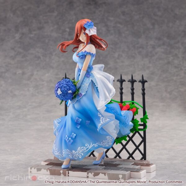 Figura Miku Nakano -Floral Dress Ver.- 1/7 SHIBUYA SCRAMBLE FIGURE Quintessential Quintuplets Tienda Figuras Anime Chile