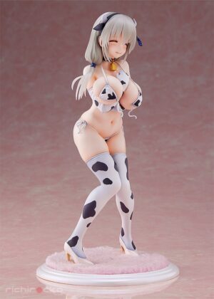 Figura Tsuki Uzaki (Cow Bikini) 1/7 Uzaki-chan wa Asobitai! WAVE Tienda Figuras Anime Chile