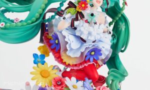 Figura Hatsune Miku JAPAN LIVE TOUR 2025 -BLOOMING- 1/7 Good Smile Company Tienda Figuras Anime Chile