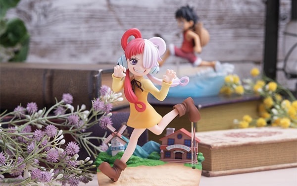 Figuras G.E.M. Series MegaHouse Palm Size Chile