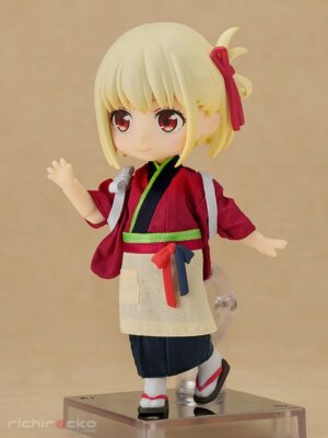 FIGURE-198002_03 Figura Nendoroid Doll Chisato Nishikigi Cafe LycoReco Uniform Ver. Lycoris Recoil Good Smile Company Tienda Figuras Anime Chile