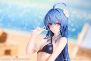 Figura Gift+ Helena: Shimmering Triangle Wave 1/8 Azur Lane Myethos Tienda Figuras Anime Chile