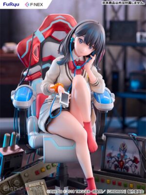Figura Rikka Takarada Gaming Chair ver. 1/7 SSSS.GRIDMAN FURYU Tienda Figuras Anime Chile