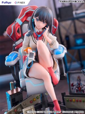Figura Rikka Takarada Gaming Chair ver. 1/7 SSSS.GRIDMAN FURYU Tienda Figuras Anime Chile