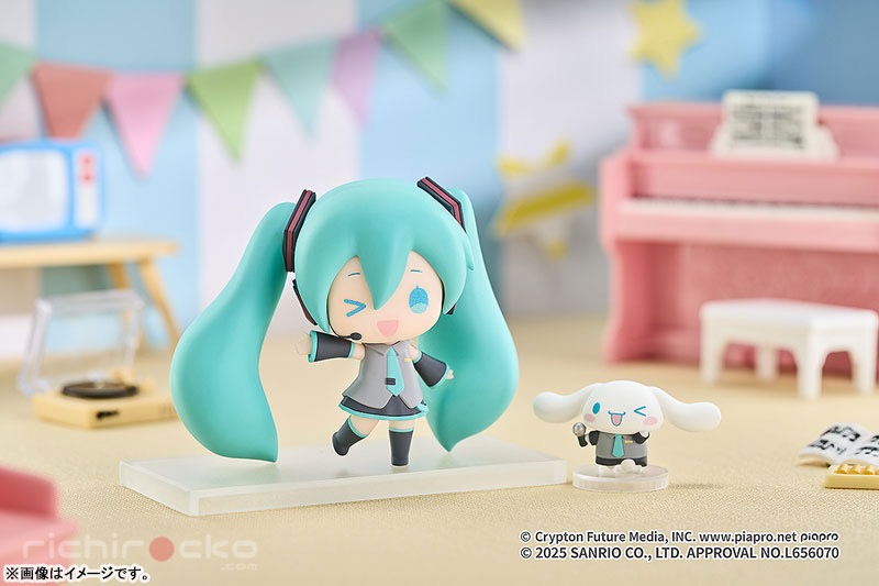 GOODS-04727036_04 Figura Trading Figure Hatsune Miku x Cinnamoroll (5 Figuras) Good Smile Company Tienda Figuras Anime Chile